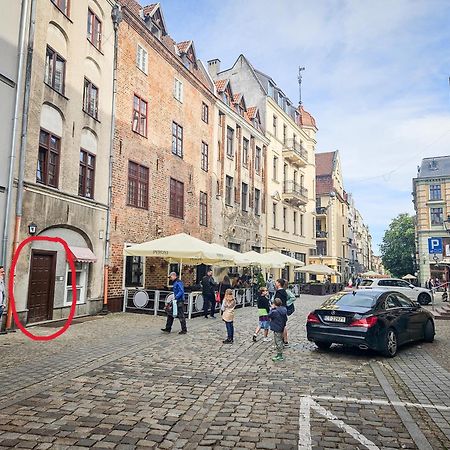 Butik Apartamenty Old Town Torun - Parking Buitenkant foto