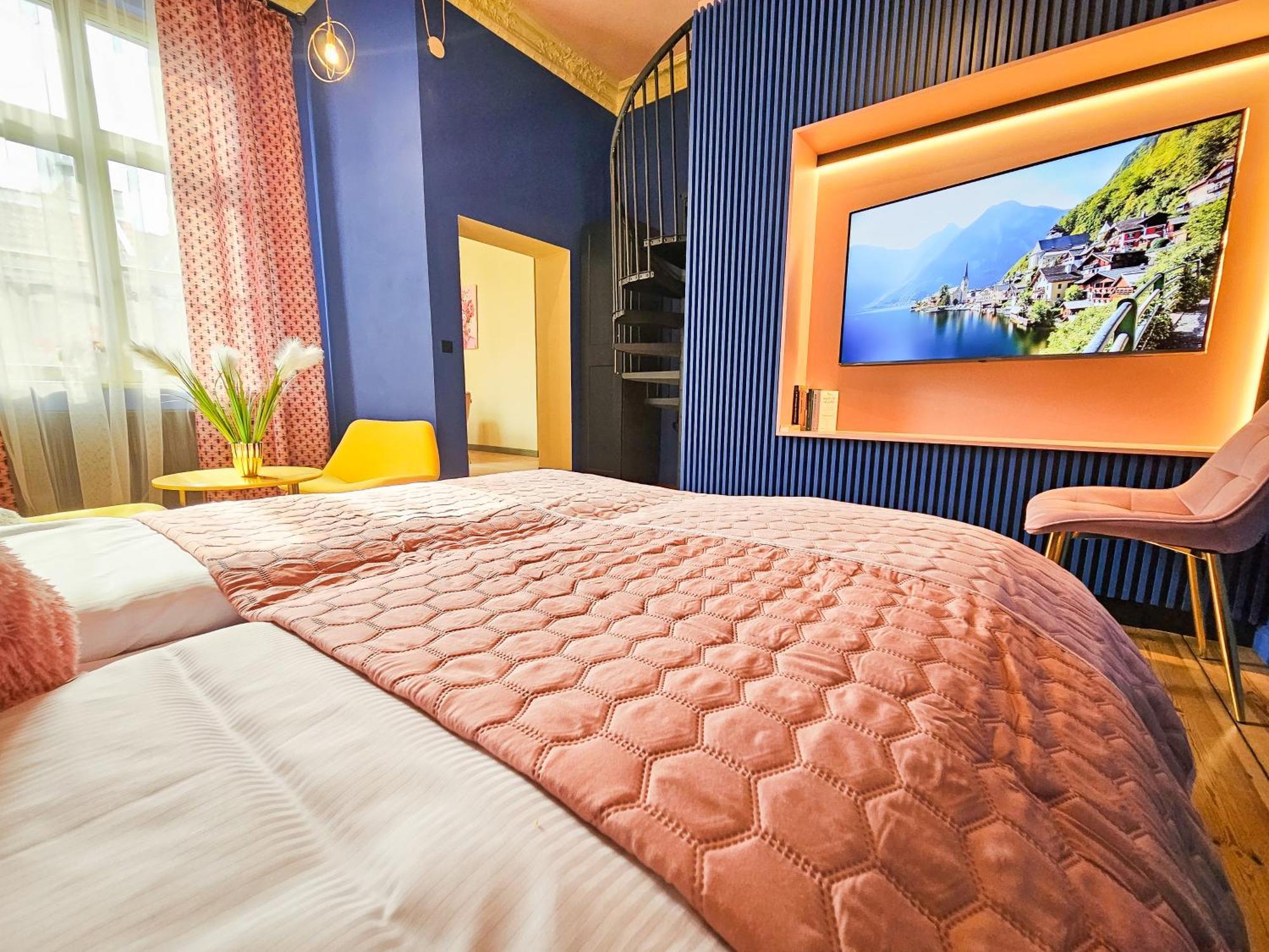 Butik Apartamenty Old Town Torun - Parking Buitenkant foto